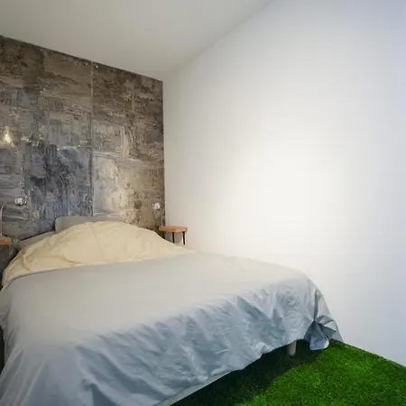 Apartament Flat Close To Transport In The 15th District *